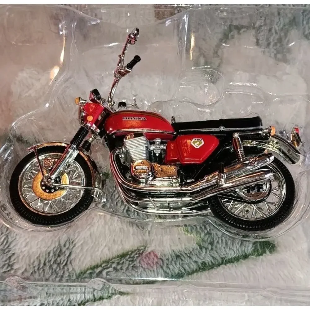 New in Box HONDA 1969 CB750 MOTORCYCLE 2018 HALLMARK ORNAMENT, NOS, collectable